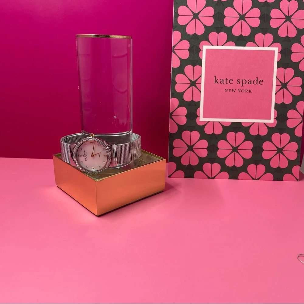 Bracelet ring watch holder display used in Kate Spade stores